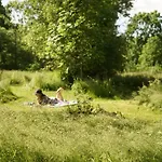 Uneallika Puhkemaja-kuelalistemaja