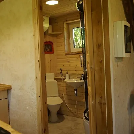 Uneallika Puhkemaja-kuelalistemaja