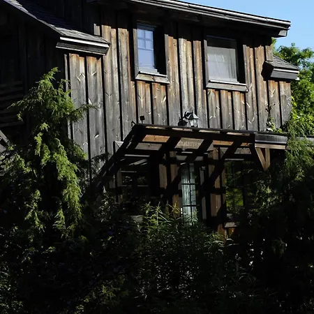 Uneallika Puhkemaja-kuelalistemaja Casa vacanze Pae