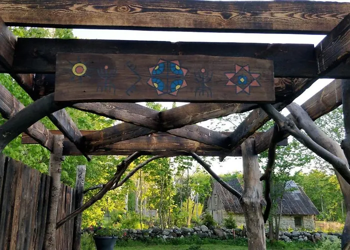 Uneallika Puhkemaja-kuelalistemaja Dom wakacyjny Pae