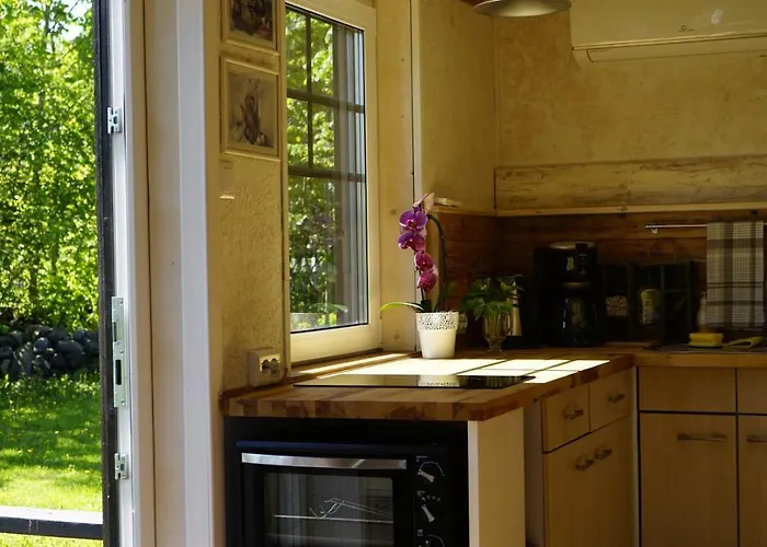 Uneallika Puhkemaja-kuelalistemaja *