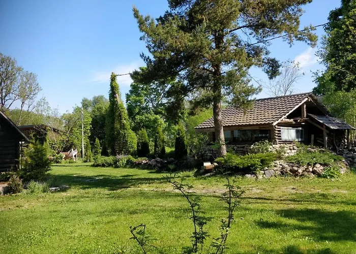 Uneallika Puhkemaja-kuelalistemaja Dom wakacyjny Pae