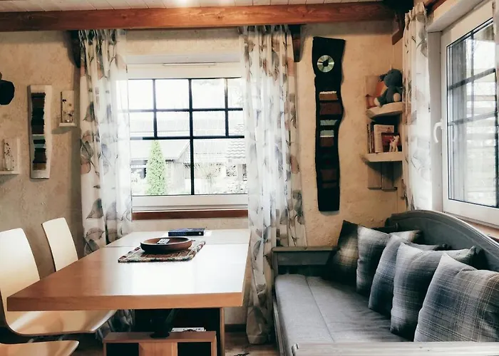 Uneallika Puhkemaja-kuelalistemaja