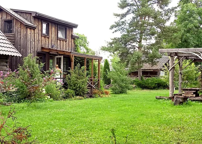 Uneallika Puhkemaja-kuelalistemaja Dom wakacyjny Pae